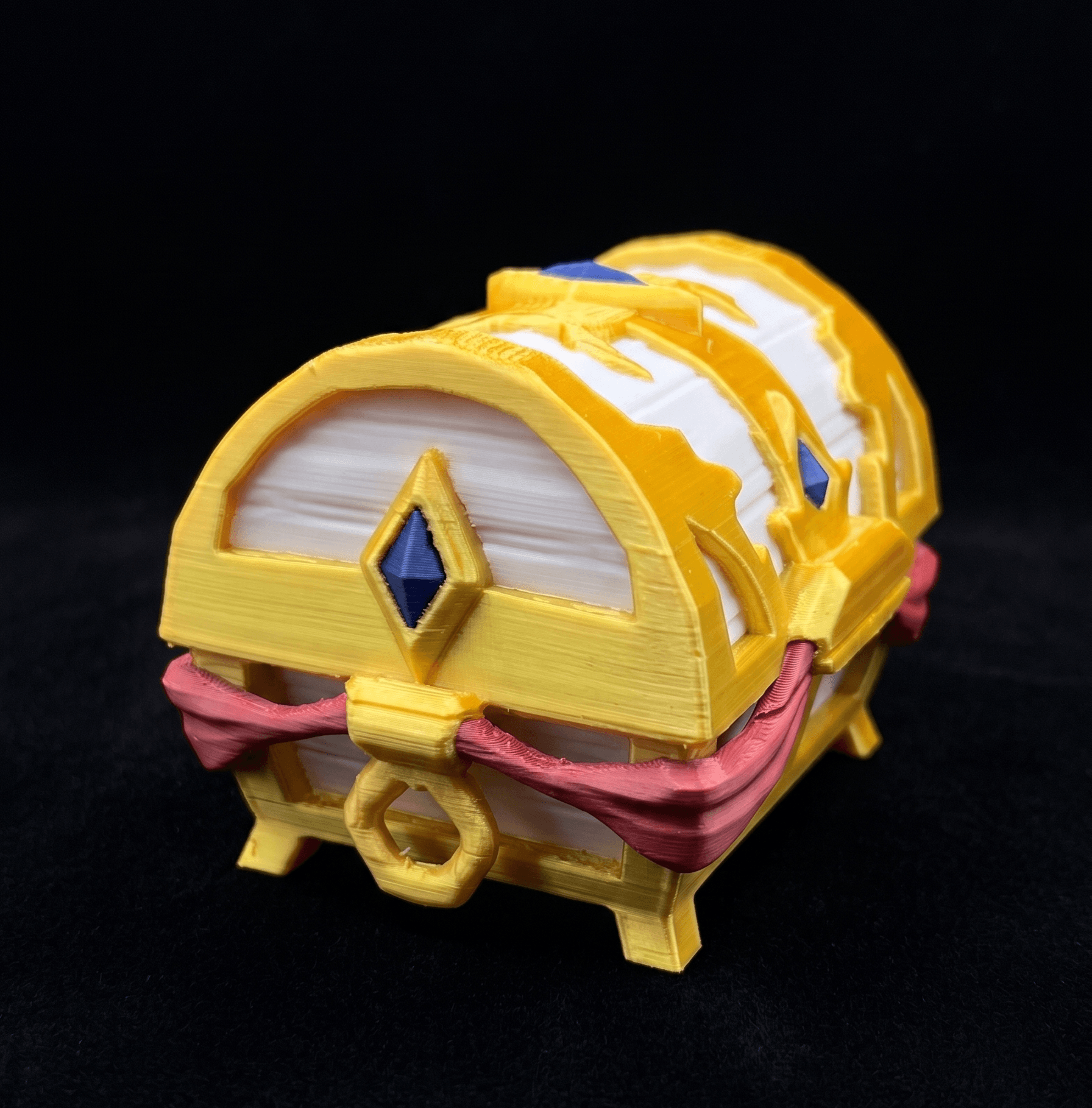 Figurine Coffre de Fortune, vue 4 — impression 3D, La Cale aux Trésors